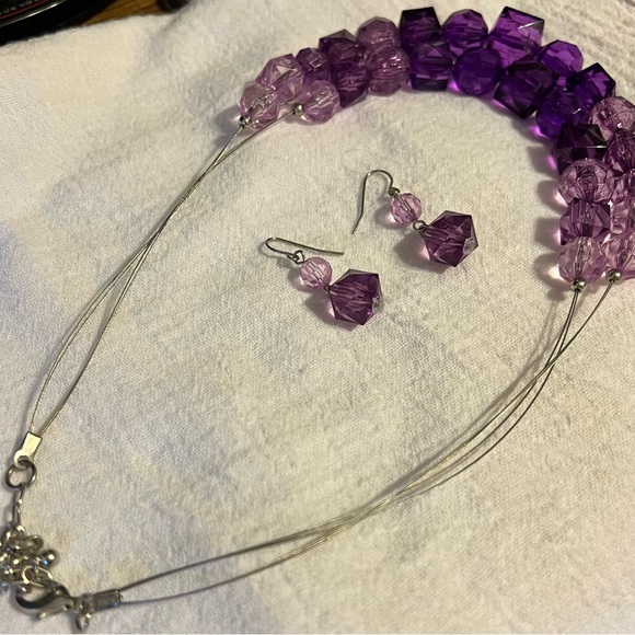 EUC Cato Purple bead necklace and pierced earrings set - Picture 3 of 3